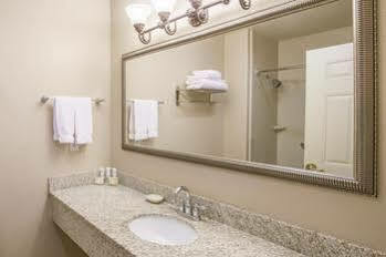 Hotel La Quinta By Wyndham 4*